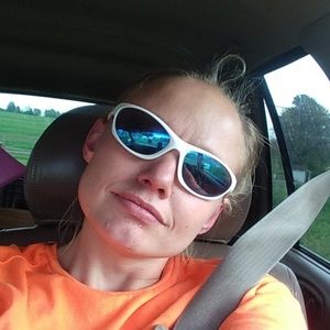 Meet your Posher, Hope